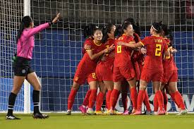 英超战报：曼联2-1战胜埃弗顿,